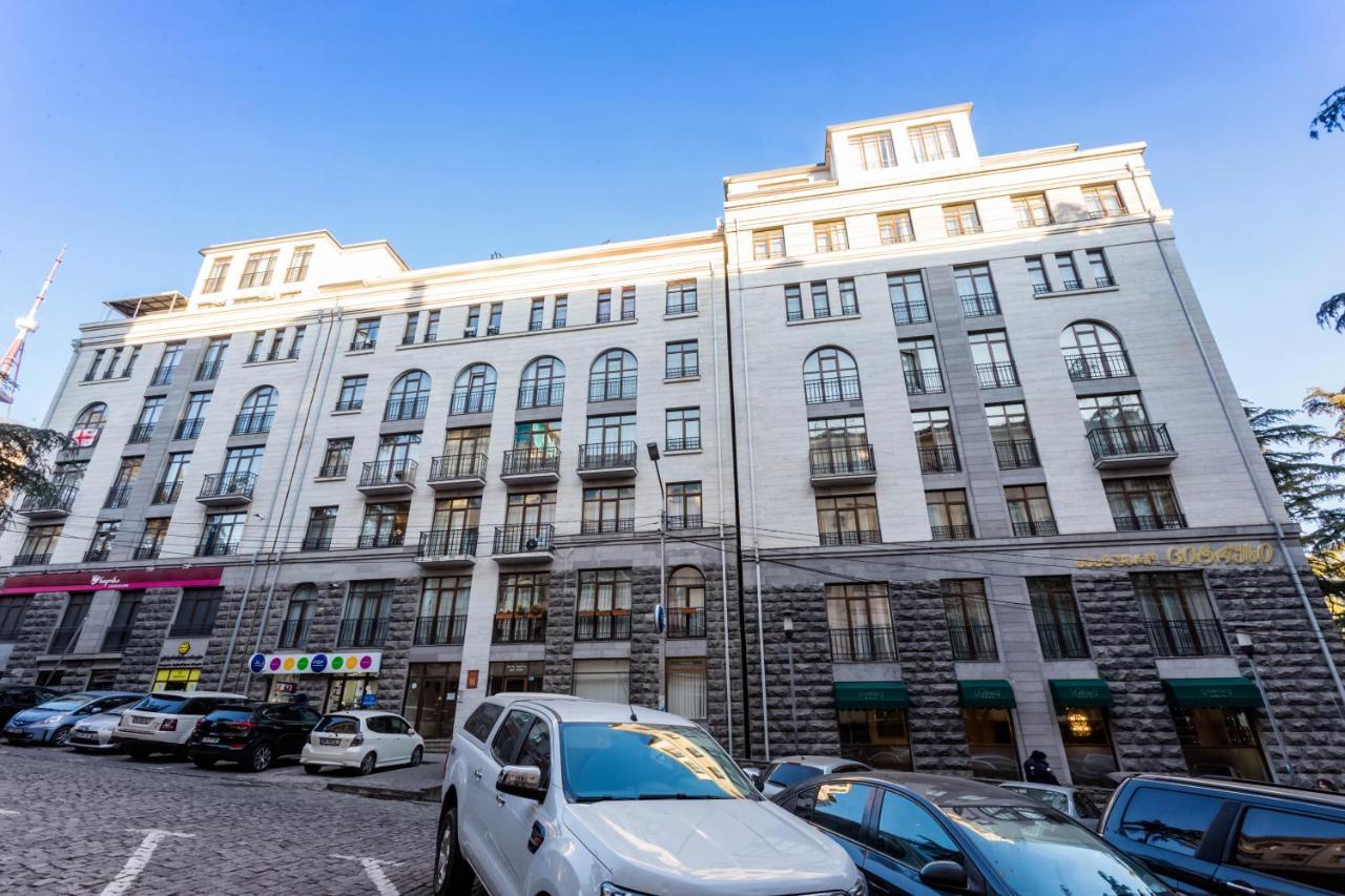 3Bd-2Bth Apartment In Tbilisi City Center Extérieur photo