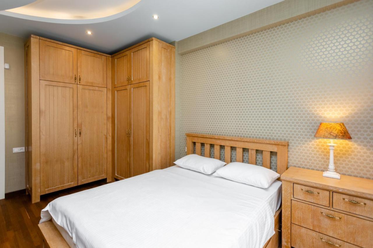 3Bd-2Bth Apartment In Tbilisi City Center Extérieur photo